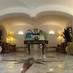 Hotell Mamela 4*