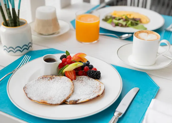 マメラ ホテル 4*